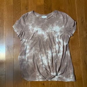 Maurice’s 24/7 Large flawless knot hem tie dye tee